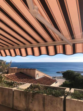 Beau T3 face Rouet plage avec garage